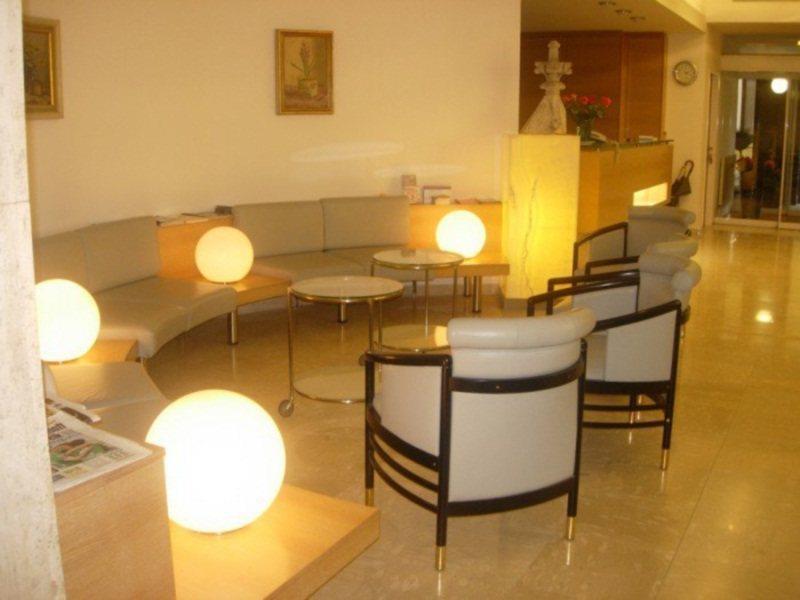 Dom Hotel Λιντς Εξωτερικό φωτογραφία