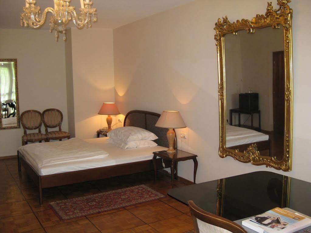 Dom Hotel Λιντς Εξωτερικό φωτογραφία