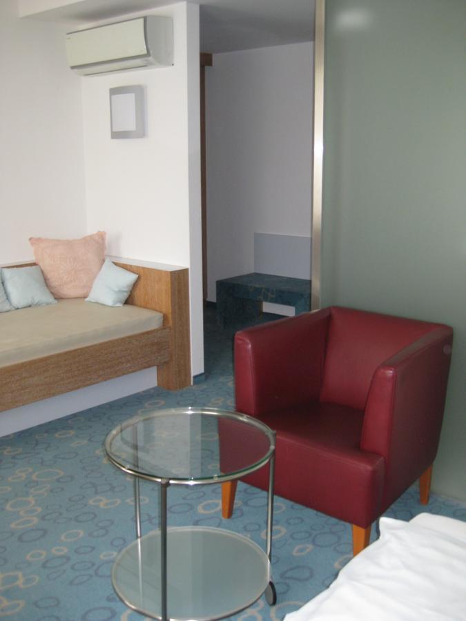 Dom Hotel Λιντς Εξωτερικό φωτογραφία