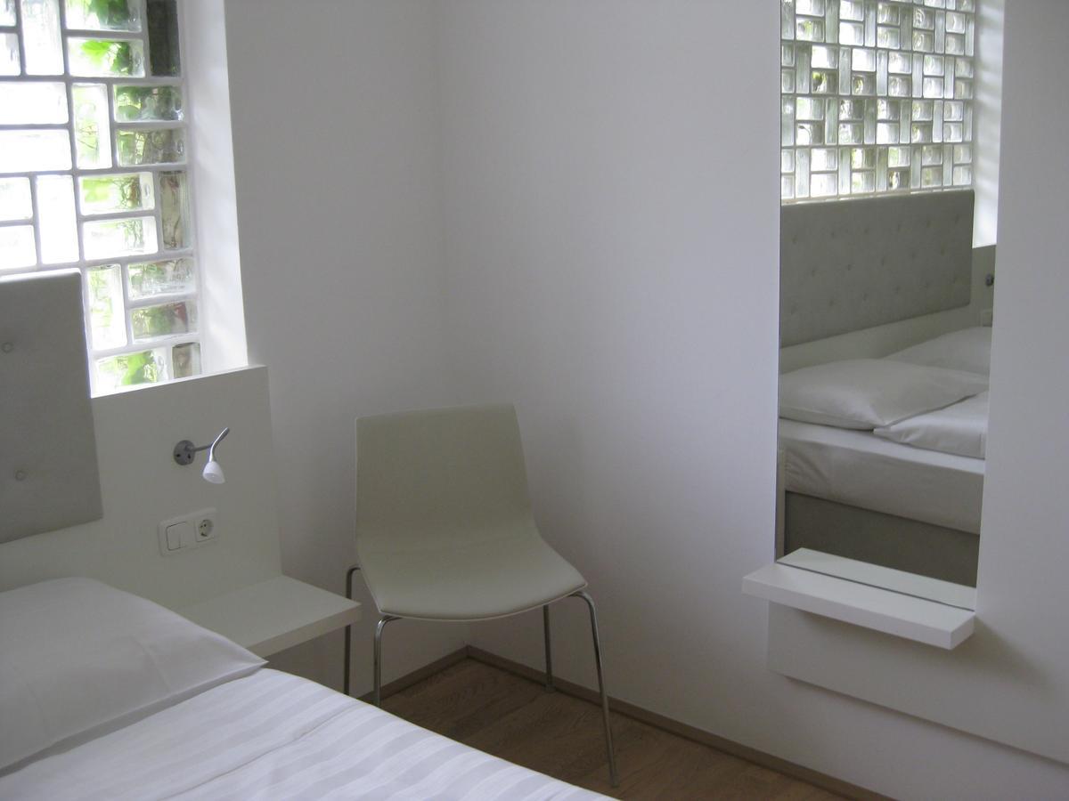 Dom Hotel Λιντς Εξωτερικό φωτογραφία